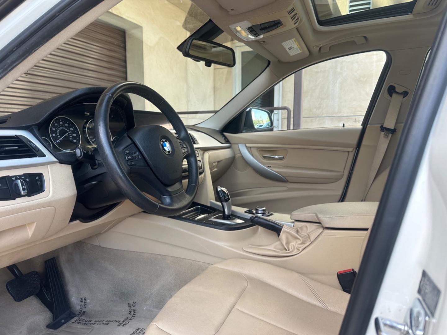 2012 WHITE /Tan BMW 3-Series Leather (WBA3C1C59CF) with an 4 Cylinder engine, Automatic transmission, located at 30 S. Berkeley Avenue, Pasadena, CA, 91107, (626) 248-7567, 34.145447, -118.109398 - Low Miles!! this 2012 BMW 3-Series 328i Sedan looks and drives well. Are you in search of a reliable and stylish vehicle in Pasadena, CA, but concerned about your credit history? Look no further! We have this impressive 2012 BMW 3-Series 328i Sedan with low miles available at our dealership. We unde - Photo#12